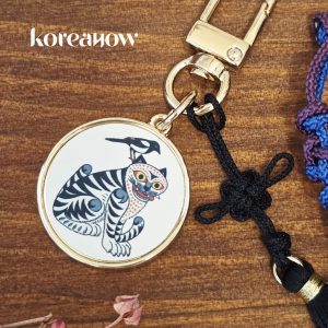 호작도 호랑이와 까치 전통 매듭 키링 금장식 양면키링